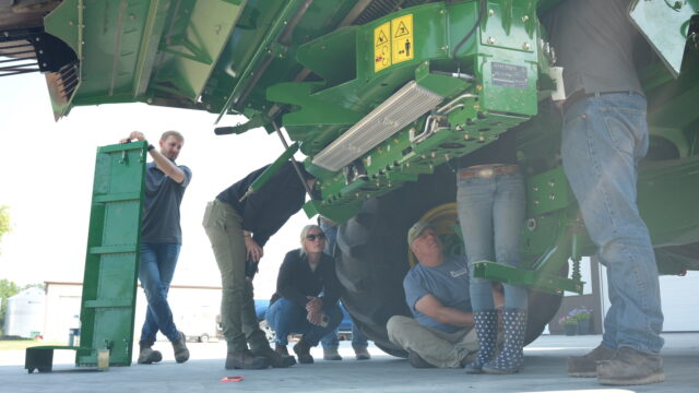 Redekop Manufacturing Seed Control Unit